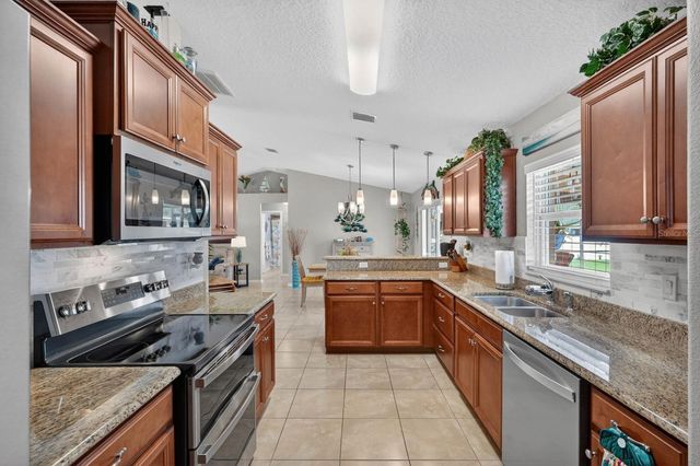 2 SEOANE COURT, Palm Coast, FL 32164