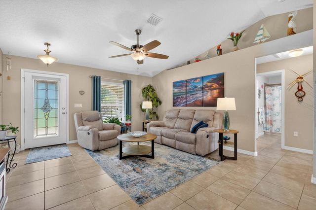 2 SEOANE COURT, Palm Coast, FL 32164