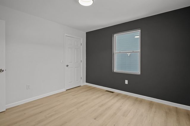 19 Newbury St, Providence, RI 02904