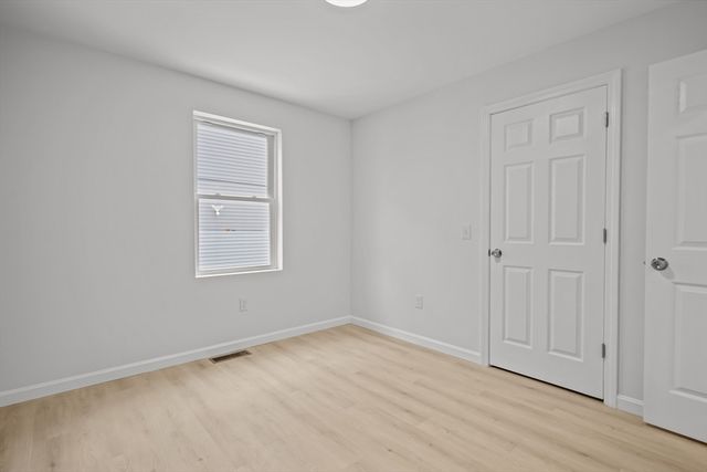 19 Newbury St, Providence, RI 02904