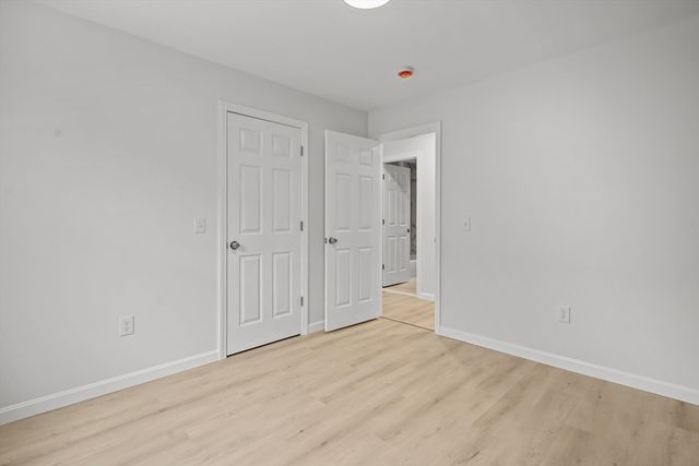 19 Newbury St, Providence, RI 02904