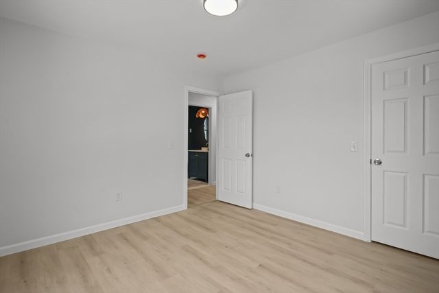 19 Newbury St, Providence, RI 02904