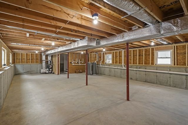 19 Newbury St, Providence, RI 02904