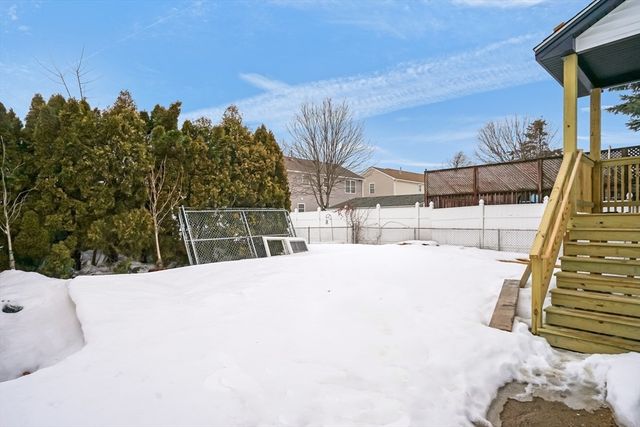 19 Newbury St, Providence, RI 02904