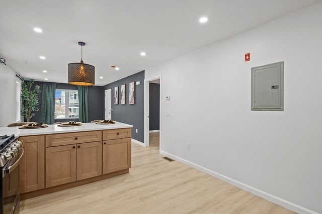 19 Newbury St, Providence, RI 02904