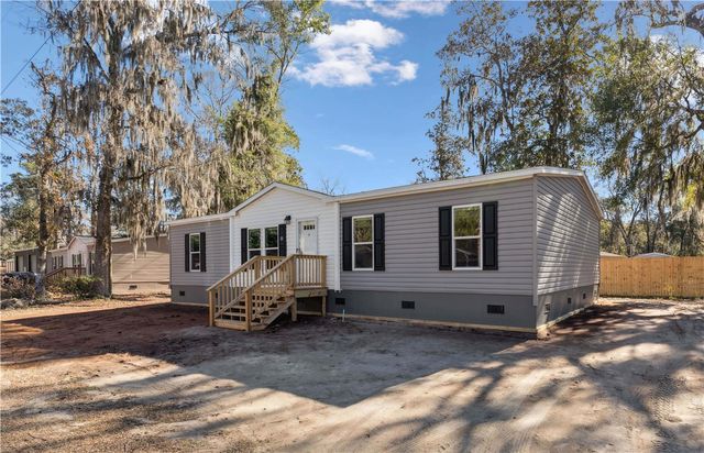 13 Faye Drive, Midway, GA 31320