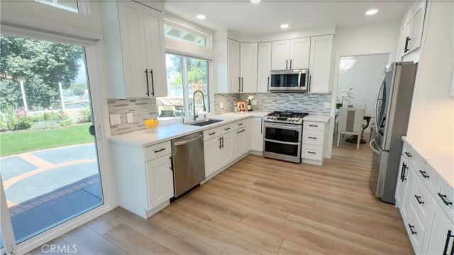 15 Tierra Vista, Laguna Hills, CA 92653