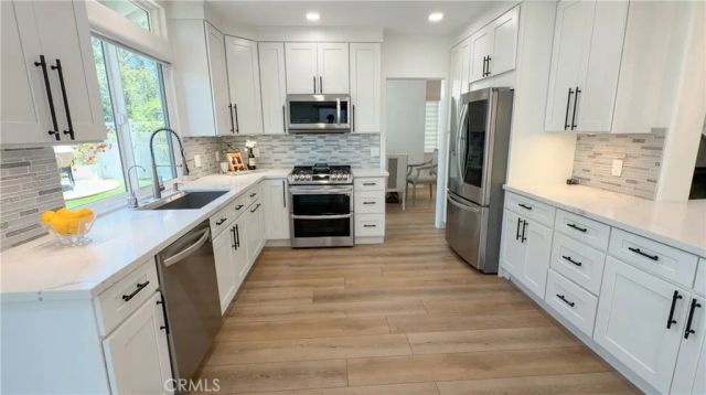 15 Tierra Vista, Laguna Hills, CA 92653