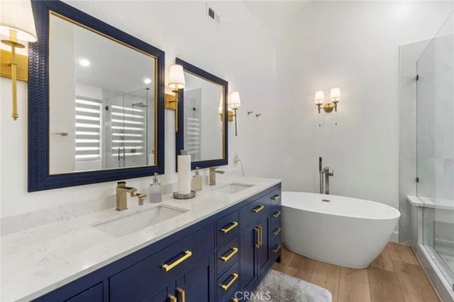 15 Tierra Vista, Laguna Hills, CA 92653