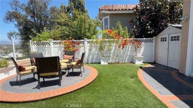 15 Tierra Vista, Laguna Hills, CA 92653