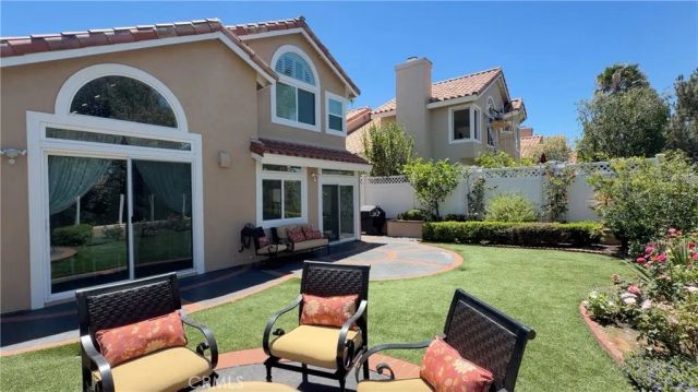 15 Tierra Vista, Laguna Hills, CA 92653