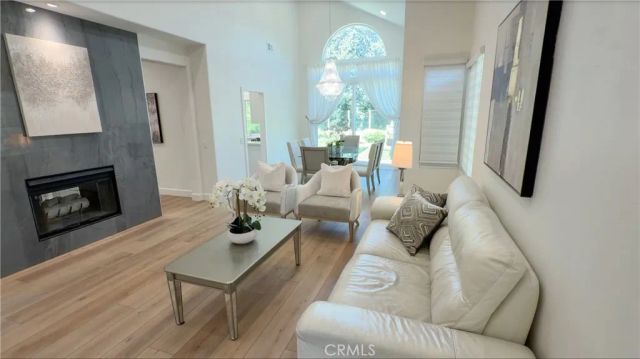 15 Tierra Vista, Laguna Hills, CA 92653
