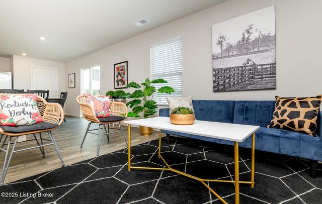 109 Highpoint Ct, Elizabethtown, KY 42701