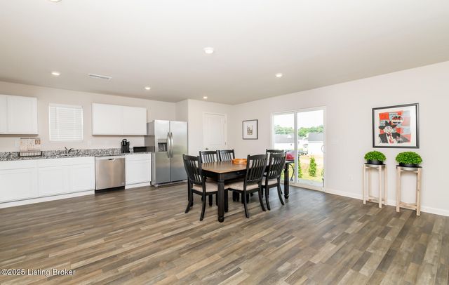 109 Highpoint Ct, Elizabethtown, KY 42701