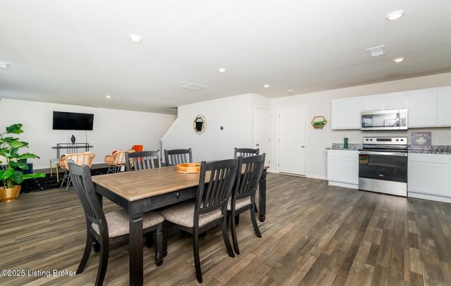 109 Highpoint Ct, Elizabethtown, KY 42701