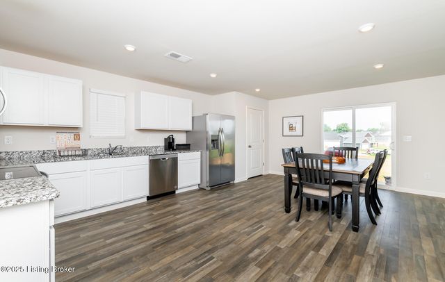 109 Highpoint Ct, Elizabethtown, KY 42701