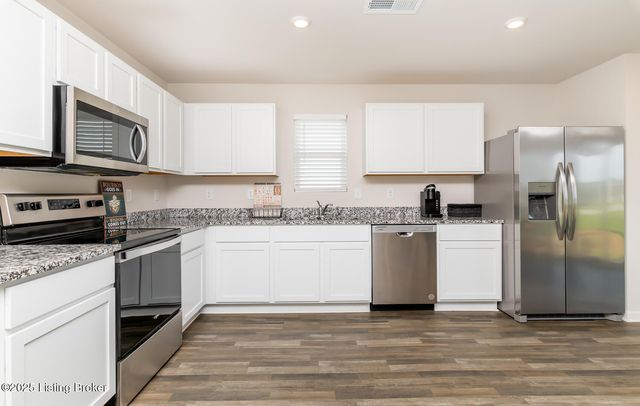 109 Highpoint Ct, Elizabethtown, KY 42701