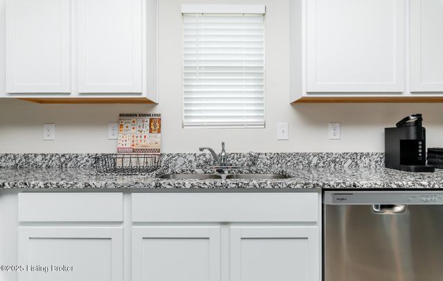 109 Highpoint Ct, Elizabethtown, KY 42701