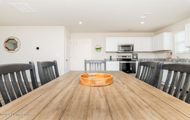 109 Highpoint Ct, Elizabethtown, KY 42701