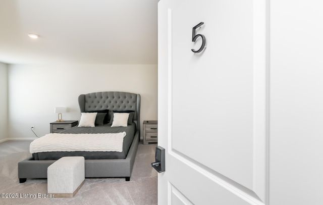 109 Highpoint Ct, Elizabethtown, KY 42701