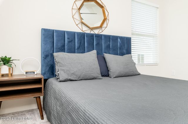 109 Highpoint Ct, Elizabethtown, KY 42701