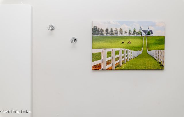 109 Highpoint Ct, Elizabethtown, KY 42701