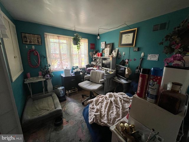 1346 CLARKE RD, Abington, PA 19001