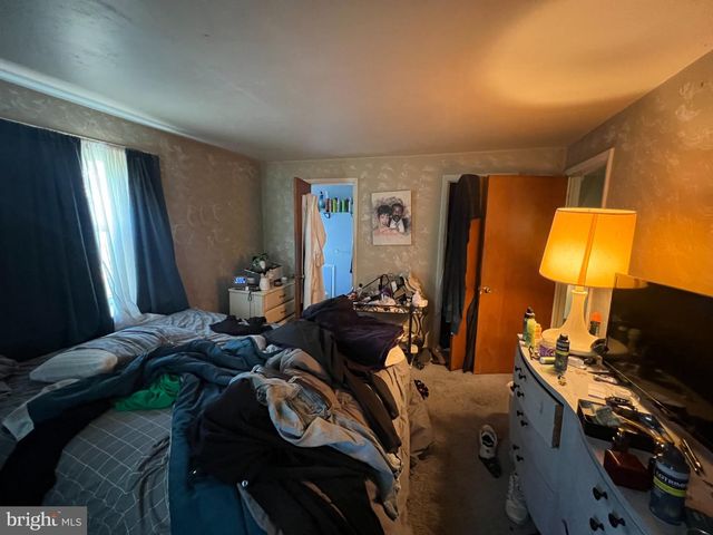 1346 CLARKE RD, Abington, PA 19001