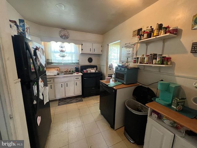 1346 CLARKE RD, Abington, PA 19001