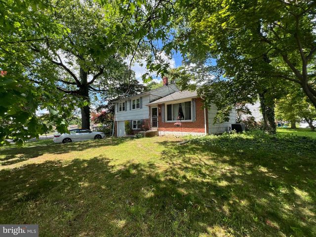 1346 CLARKE RD, Abington, PA 19001