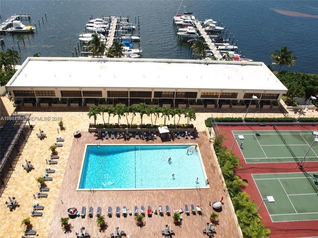 1901 Brickell Ave B1714, Miami, FL 33129