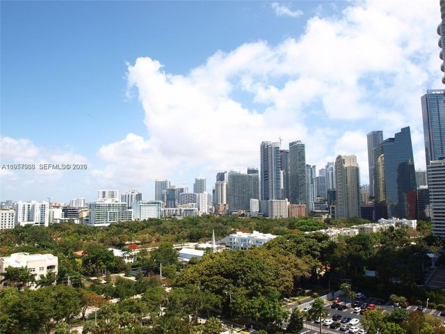 1901 Brickell Ave B1714, Miami, FL 33129