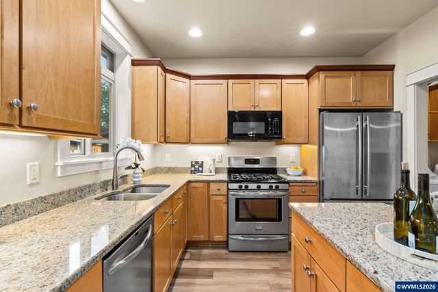 3725 SW Deon Dr, Corvallis, OR 97333