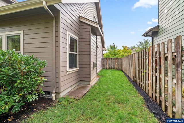 3725 SW Deon Dr, Corvallis, OR 97333
