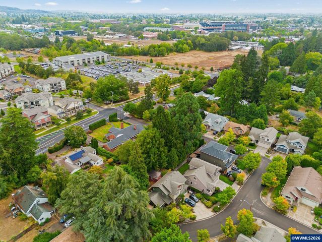 3725 SW Deon Dr, Corvallis, OR 97333