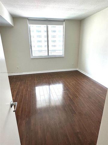 335 S Biscayne Boulevard 1802, Miami, FL 33131