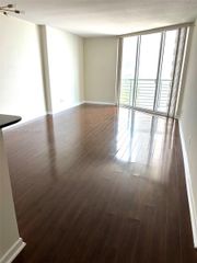 335 S Biscayne Boulevard 1802, Miami, FL 33131
