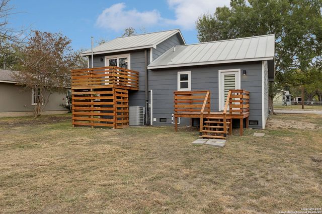 2902 Katy St, New Braunfels, TX 78130