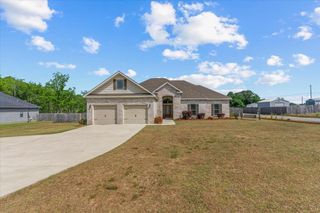 588 Rice Road, Taylor, AL 36301