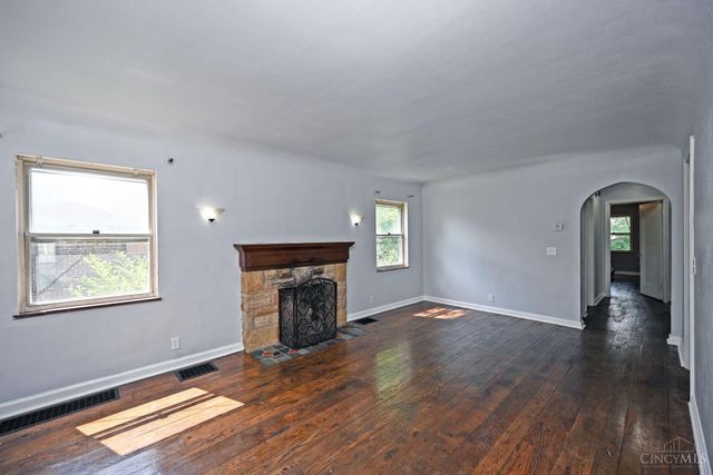 3948 Holman Circle, Silverton, OH 45236