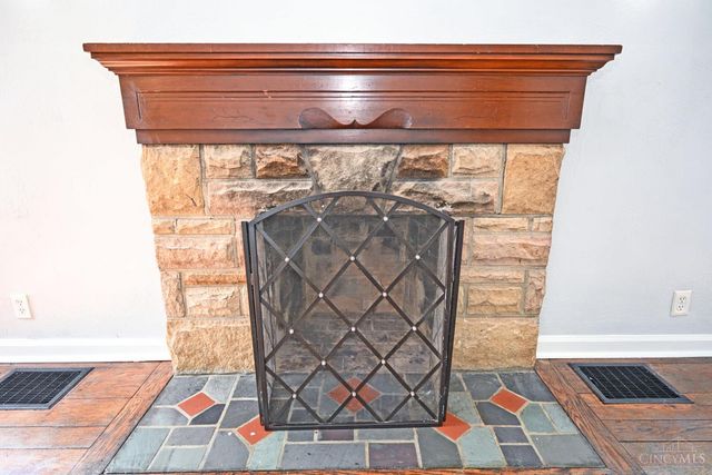 3948 Holman Circle, Silverton, OH 45236