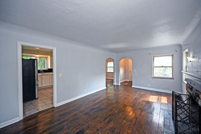 3948 Holman Circle, Silverton, OH 45236