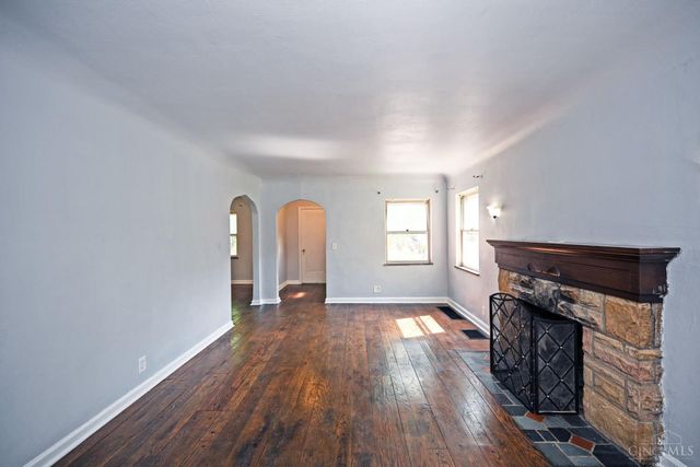 3948 Holman Circle, Silverton, OH 45236