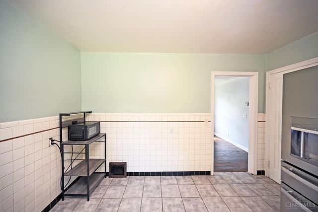 3948 Holman Circle, Silverton, OH 45236