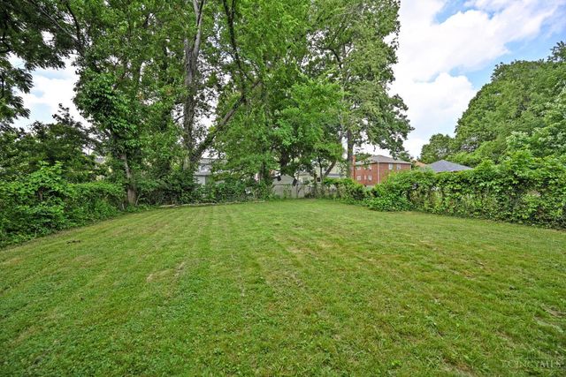 3948 Holman Circle, Silverton, OH 45236