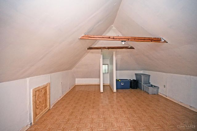 3948 Holman Circle, Silverton, OH 45236