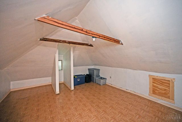 3948 Holman Circle, Silverton, OH 45236