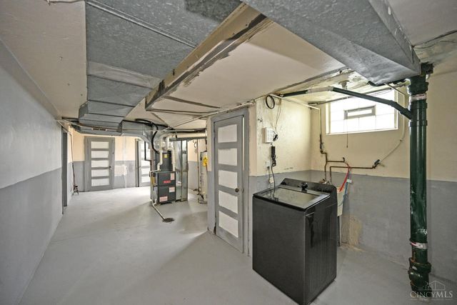 3948 Holman Circle, Silverton, OH 45236