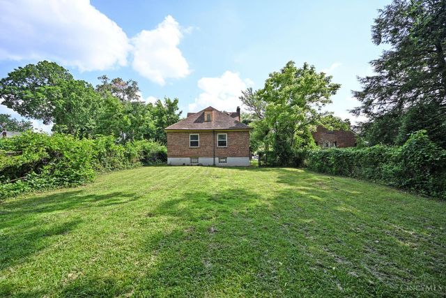 3948 Holman Circle, Silverton, OH 45236