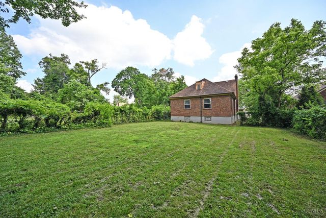 3948 Holman Circle, Silverton, OH 45236